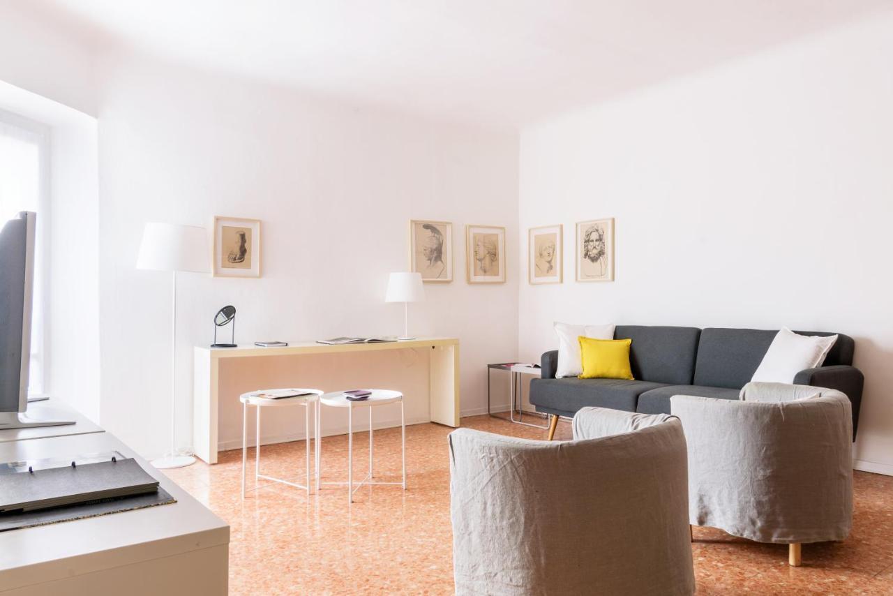 Siri Master Guest Apartment Milano Exteriör bild
