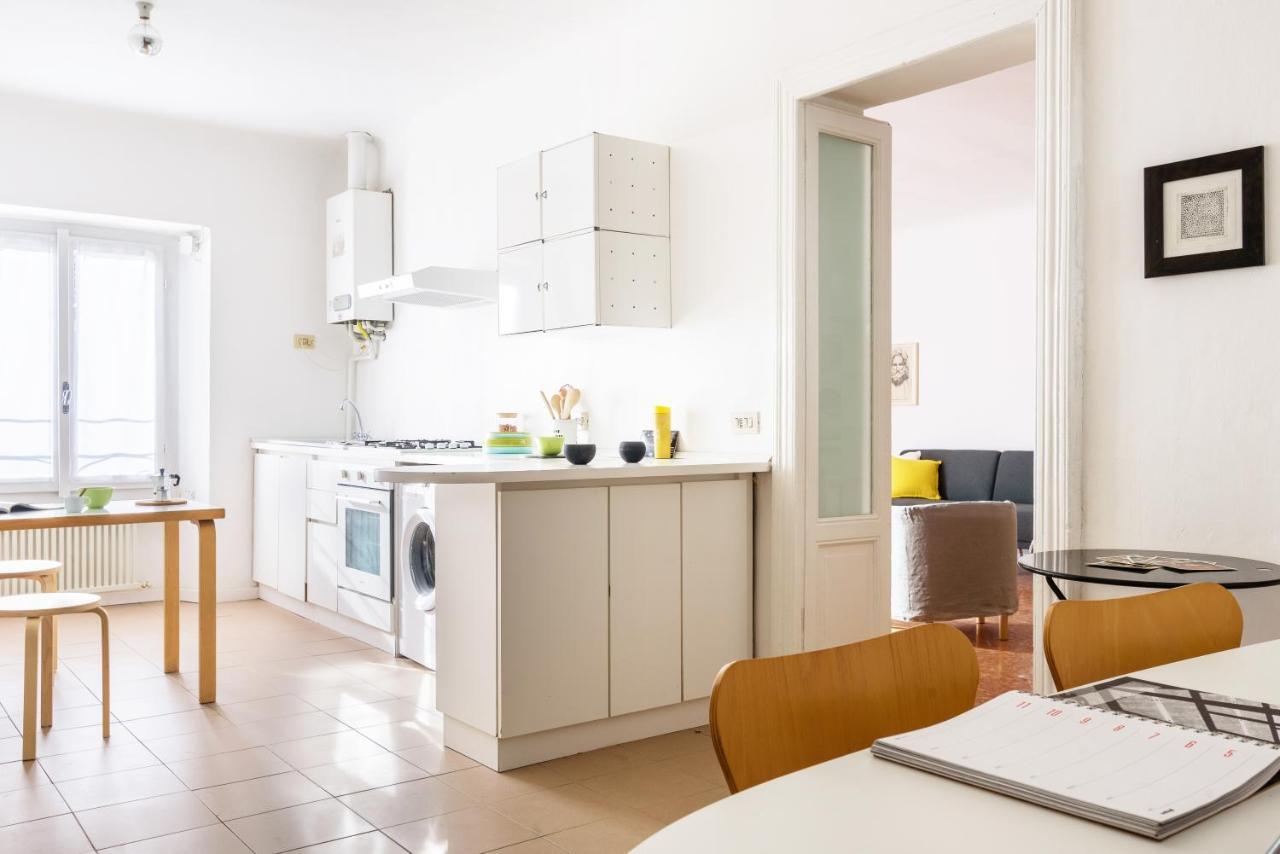 Siri Master Guest Apartment Milano Exteriör bild