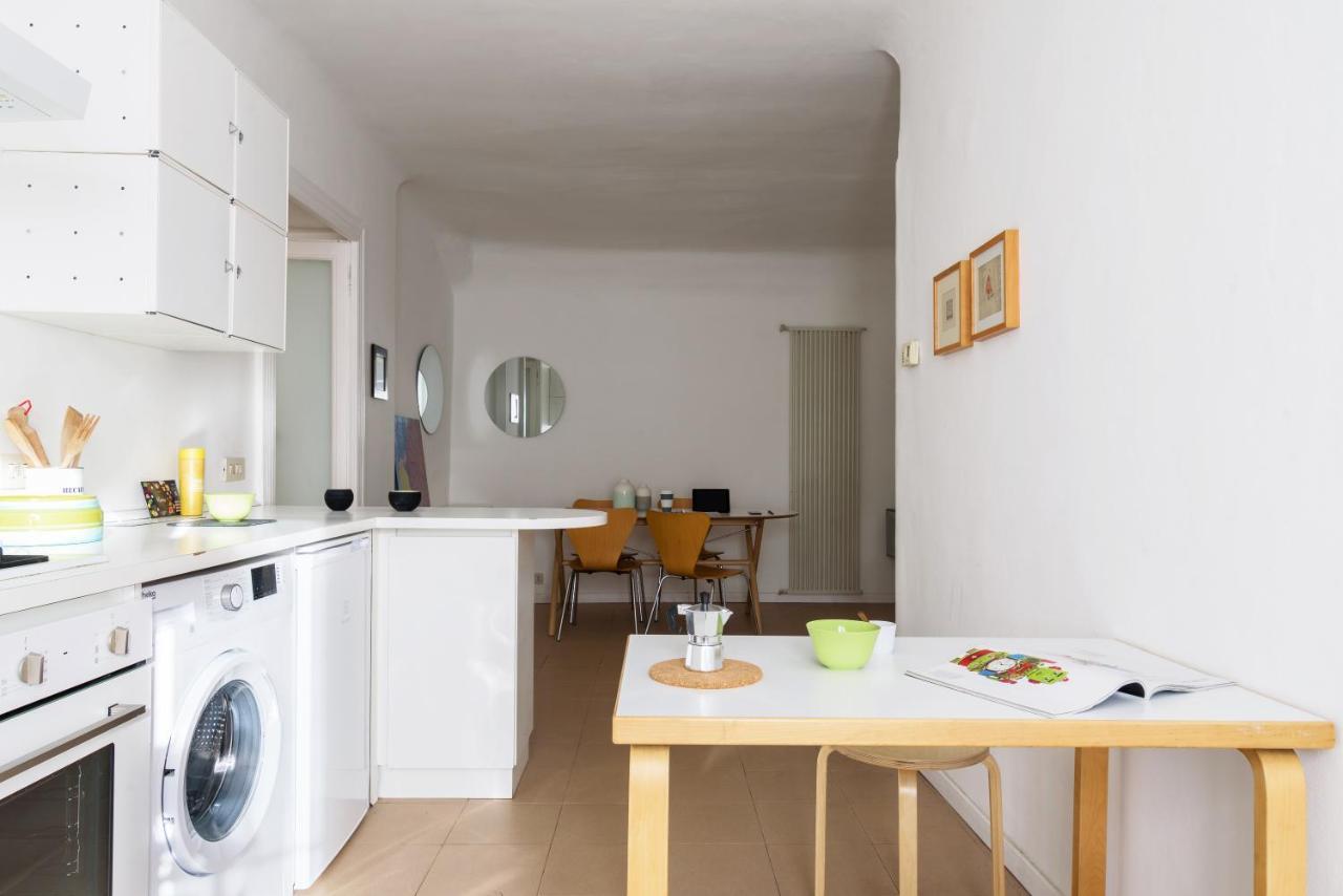 Siri Master Guest Apartment Milano Exteriör bild